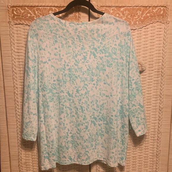 Chico’s Sz 3 Weekends Summer Tee - Picture 2 of 8